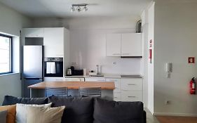 Lovely 2-Bedroom Apartment - Near Braga City Center!